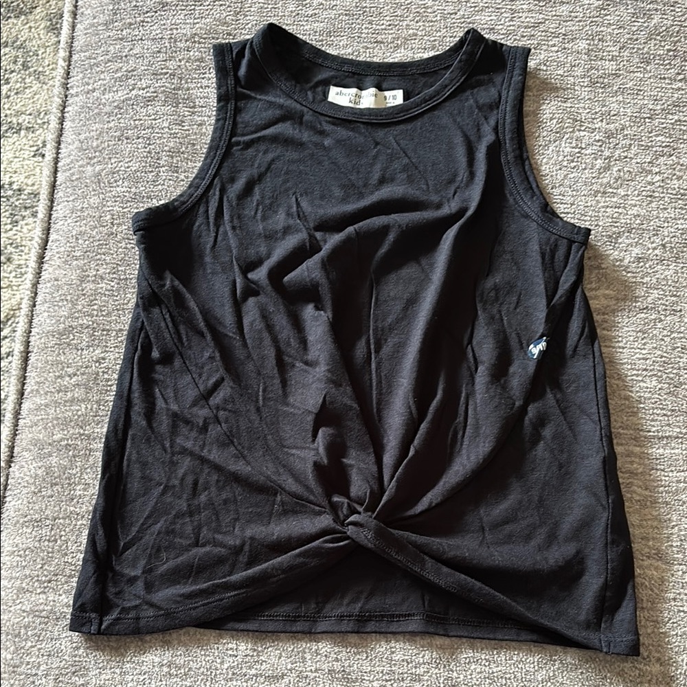 Abercrombie’s Kids Black front twist Tank Top- Never worn 🌼bundle and save!!